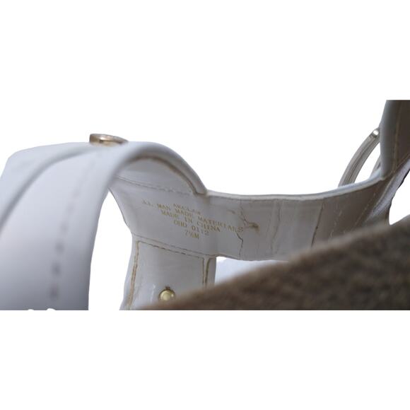 Anne Klein iflex White And Gold Wedge Sandals Size 7.5M - Picture 3 of 7